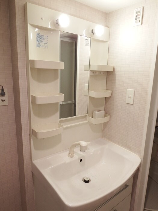 グランメ－ル麻生北公園の物件内観写真