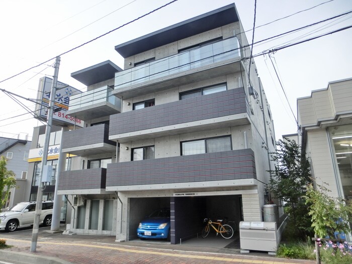 フォーチュンテラス平岸の物件外観写真