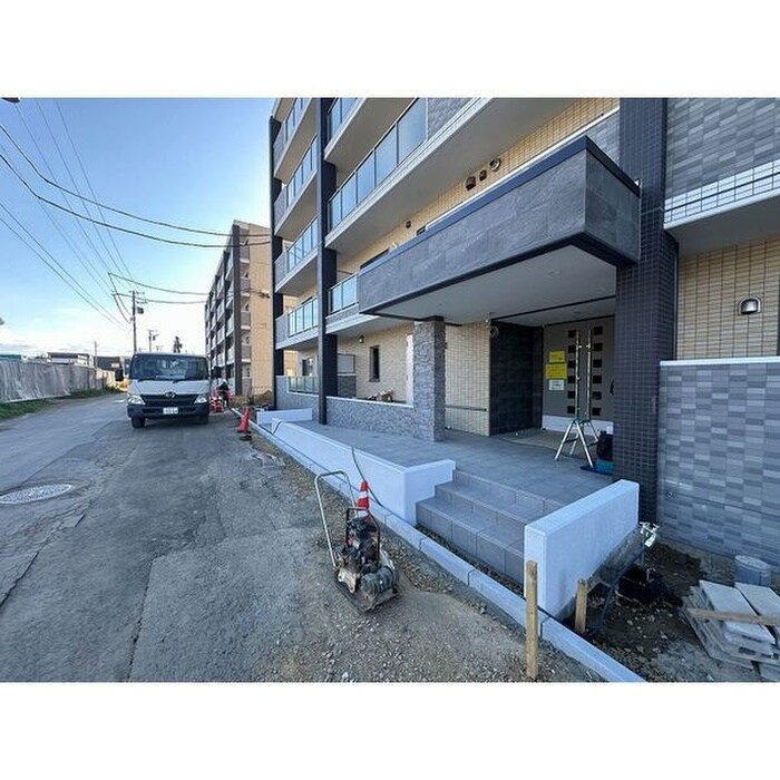 レジデンス白石中央Ⅱの物件外観写真