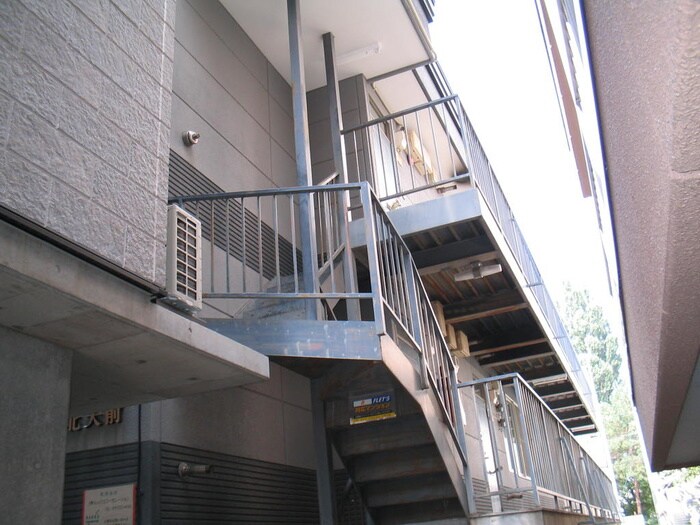 グラ－ナ北大前の物件外観写真