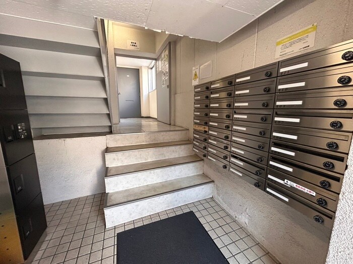 クリスタル村川の物件外観写真