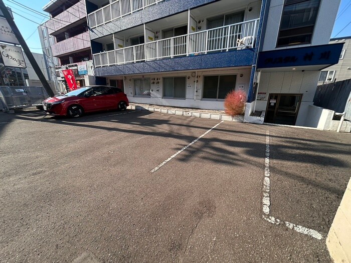 クリスタル村川の物件外観写真