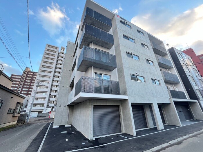 Crossbell524の物件外観写真