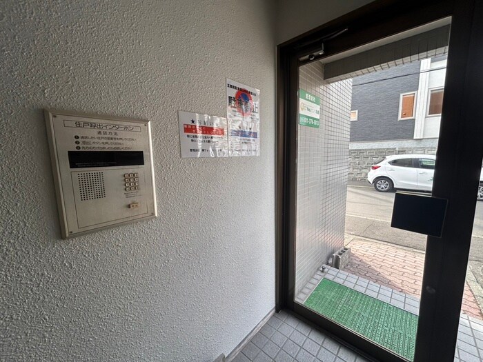 グランドール平岸５１２の物件外観写真