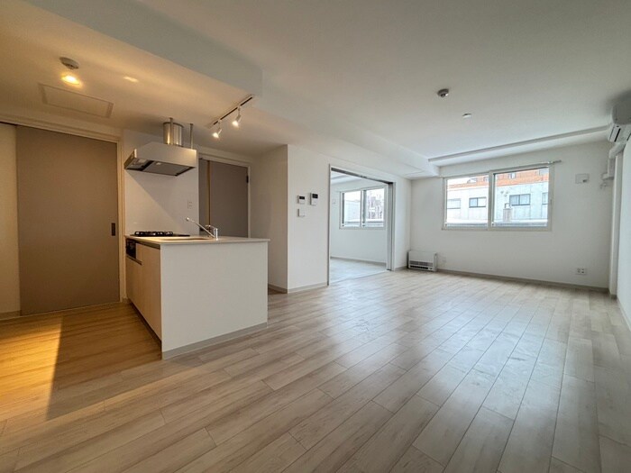 レブニーズ ザ･レジデンス宮の森の物件内観写真