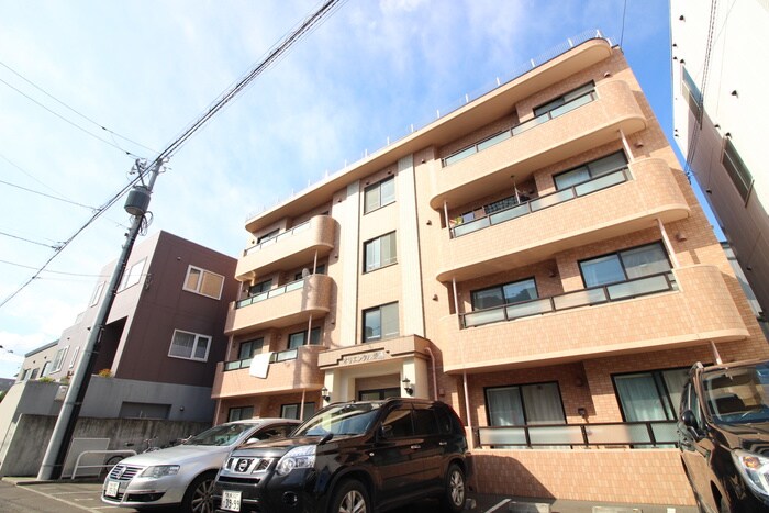 オリエンタル栄通の物件外観写真