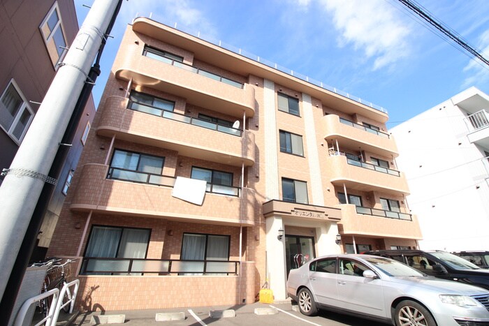 オリエンタル栄通の物件外観写真