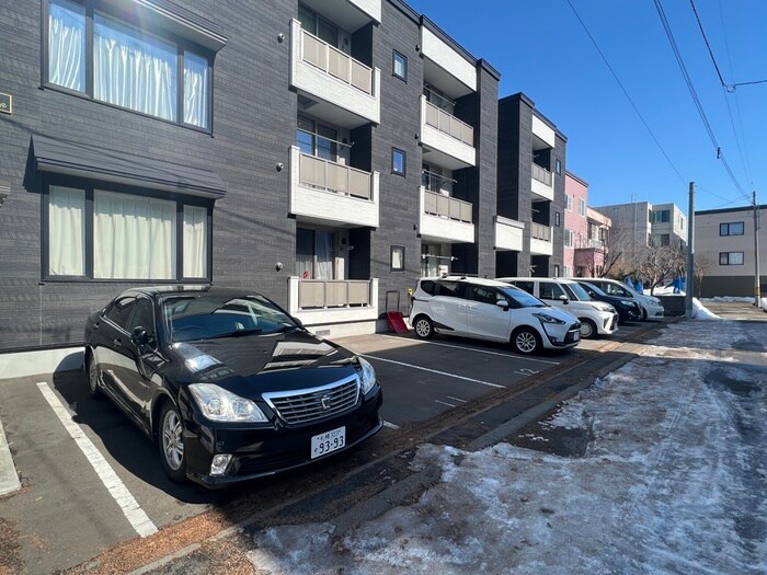 スピカ・クラージュの物件外観写真