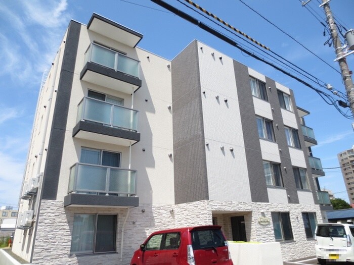 クラリス月寒西の物件外観写真