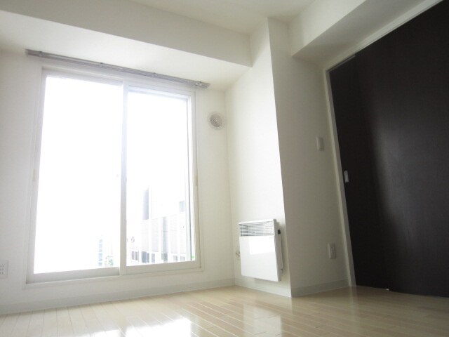 レジディア大通西の物件内観写真