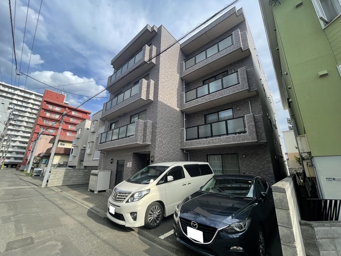 シャト－アンジュラスの物件外観写真