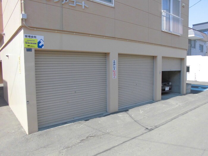 オリファコートの物件外観写真