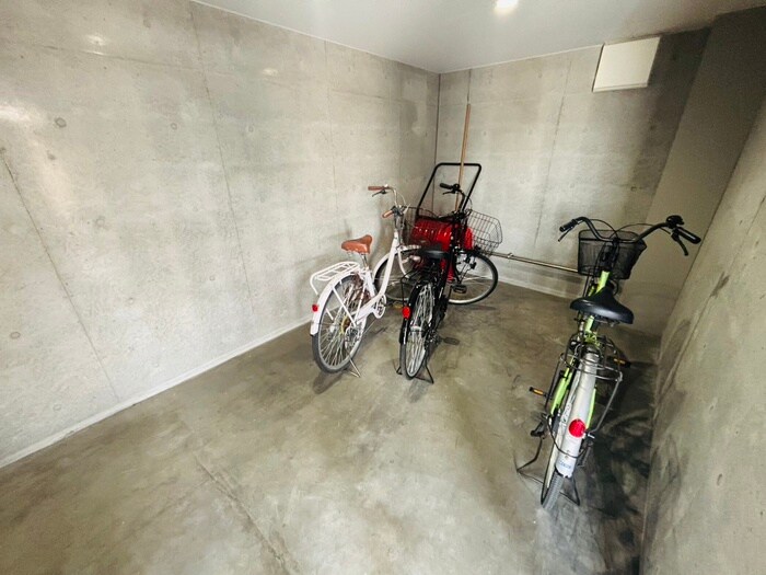 Grandee桑園の物件外観写真