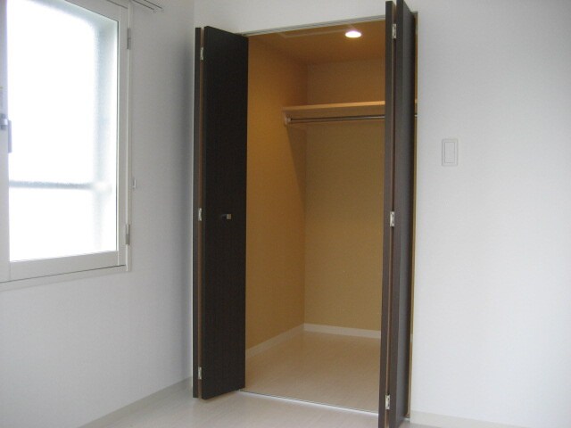 ＦＡＨＲＥＲ　ＳＵＭＩＫＡＷＡの物件内観写真