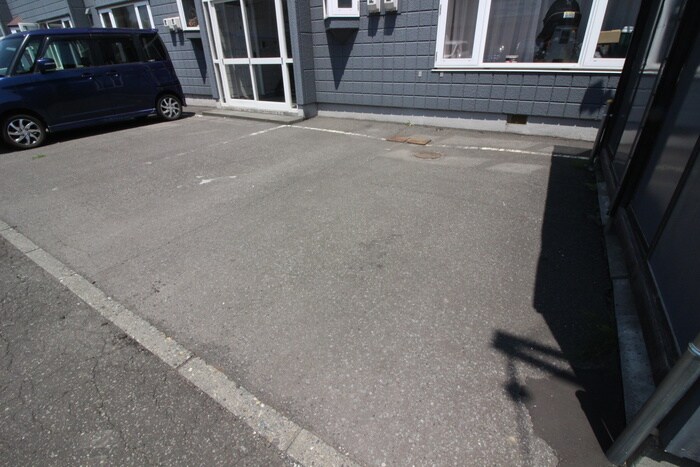 ロイヤルハイツＥの物件外観写真