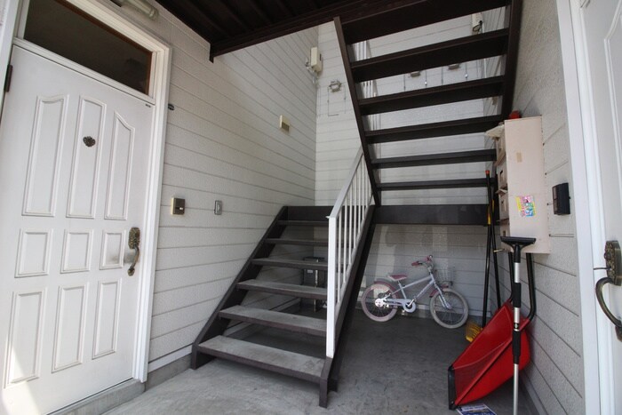 ロイヤルハイツＥの物件外観写真