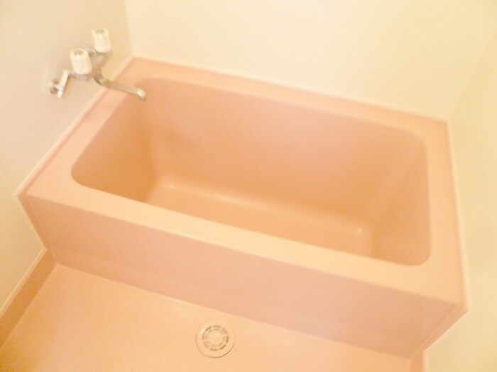 ロイヤルハイツＥの物件内観写真