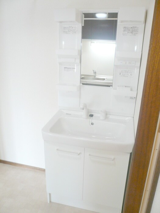 ロイヤルハイツＥの物件内観写真