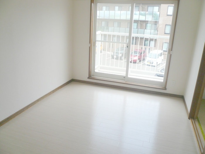 ロイヤルハイツＥの物件内観写真