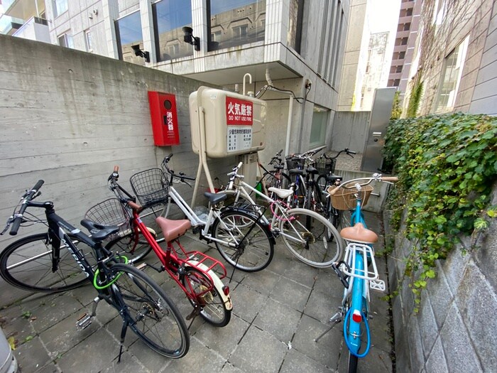 E-horizon伏見の物件外観写真