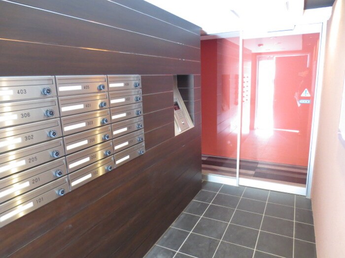 プレミアシティ元町の物件外観写真