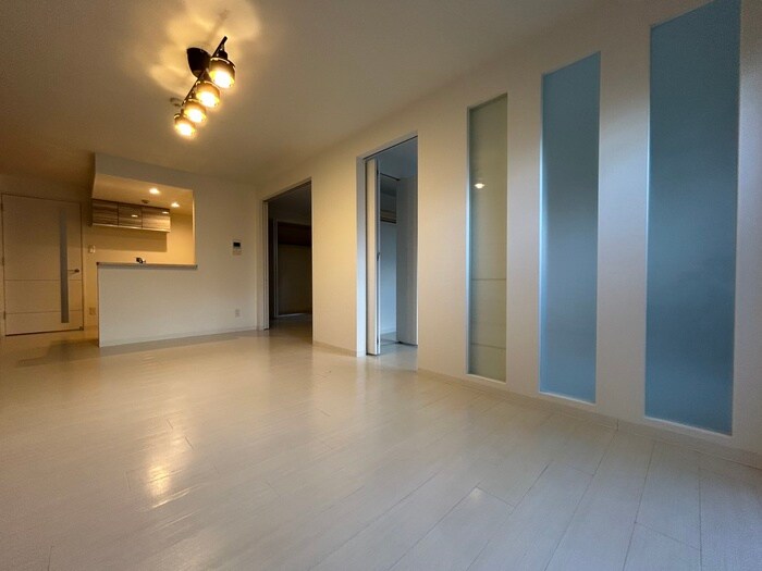 ミカ－サ学園前の物件内観写真