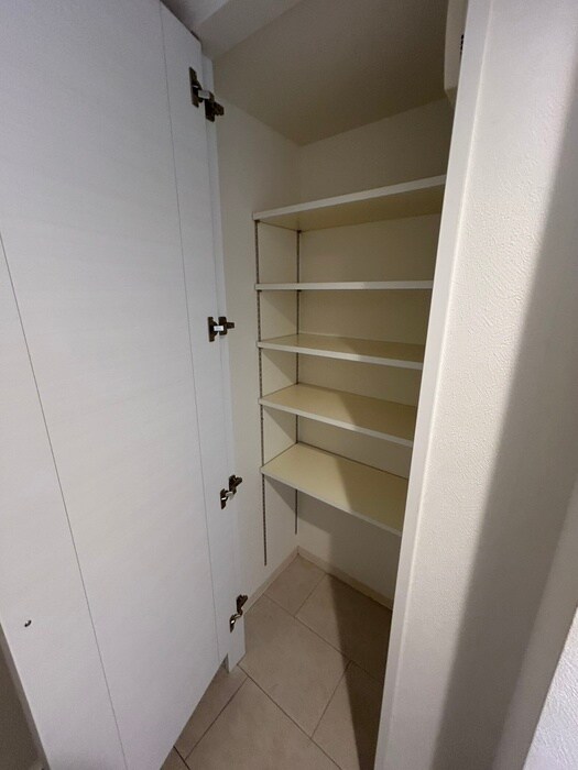 ミカ－サ学園前の物件内観写真