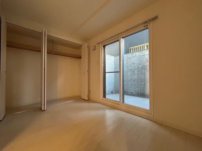 ミカ－サ学園前の物件内観写真