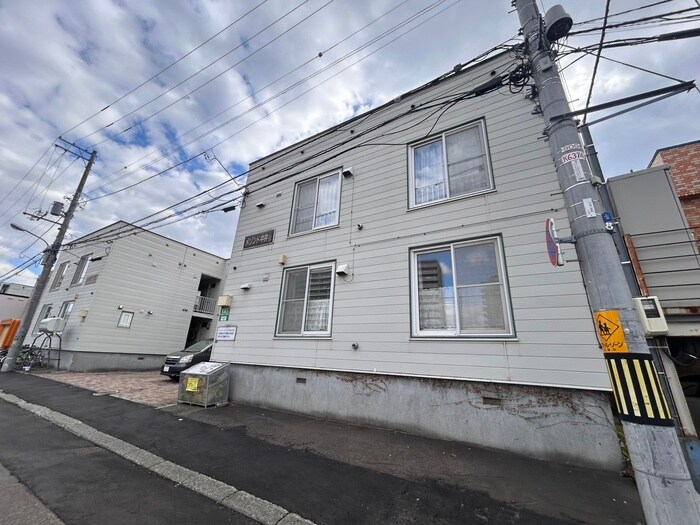 メゾンド中井の物件外観写真