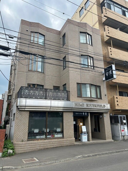 ハイムリバ－フィ－ルドの物件外観写真