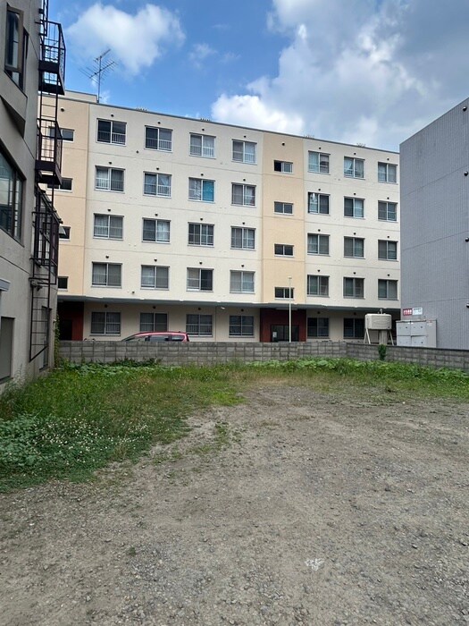 ハイムリバ－フィ－ルドの物件外観写真