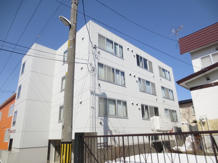 プライムコートの物件外観写真