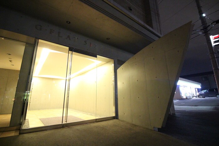 Ｇ・ＦＬＡＴ／５１２の物件外観写真