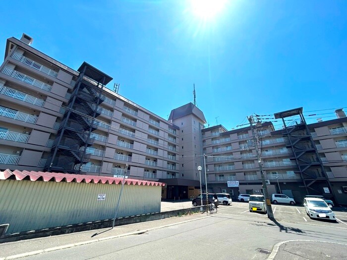 平岸パールハイムの物件外観写真