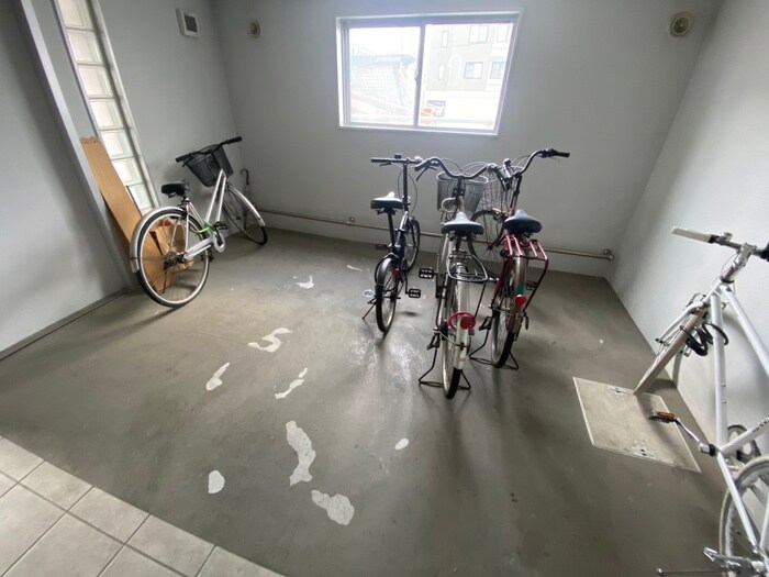 モンタ－ニュレ－ヴの物件外観写真