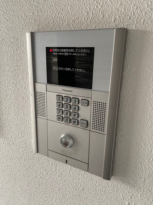 モンタ－ニュレ－ヴの物件外観写真