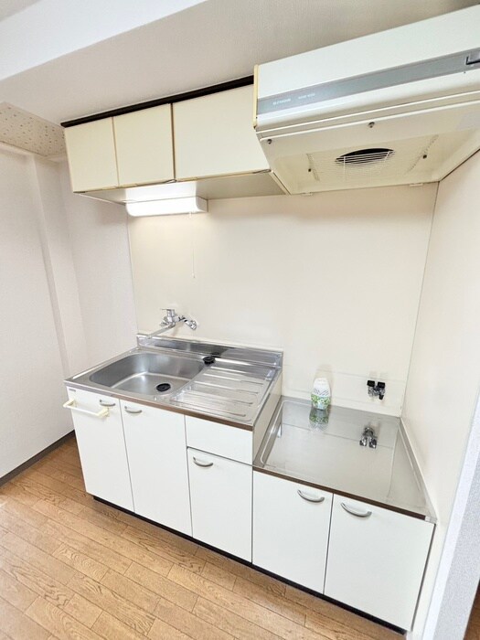 クリスタルヒルズの物件内観写真