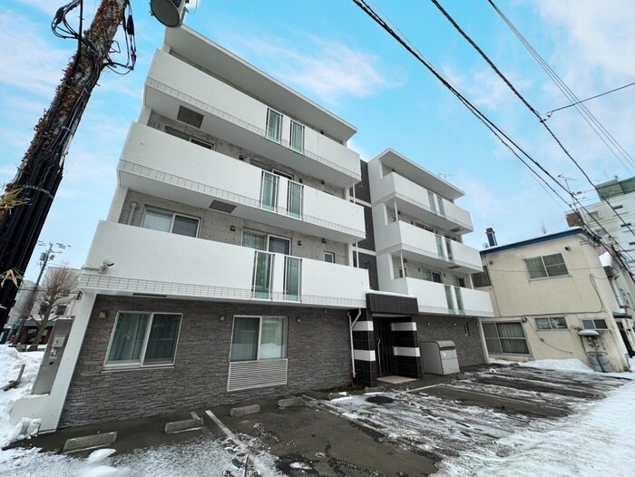 Ｌａｙｌａの物件外観写真