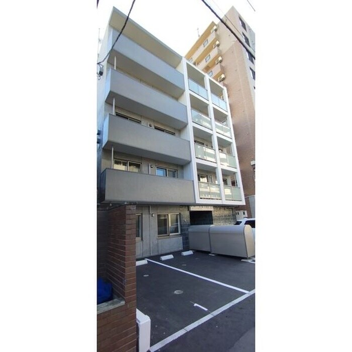 アリュール南6条の物件外観写真