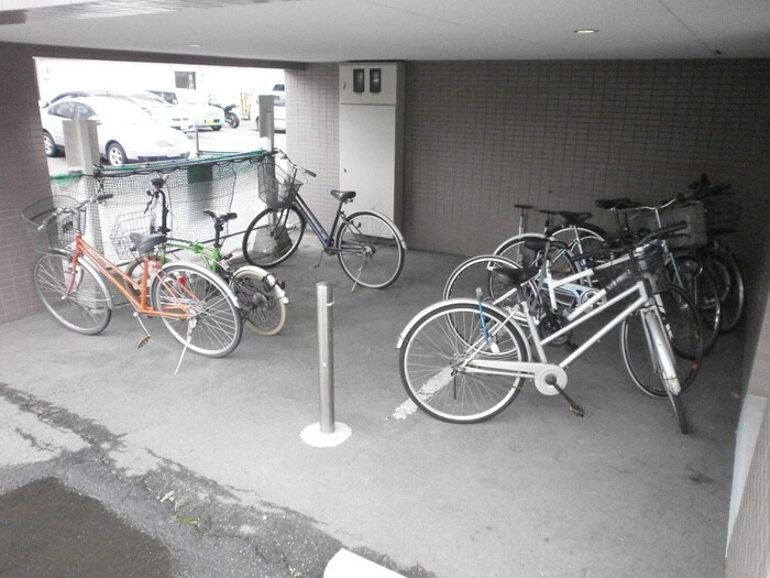 コスモ美香保の物件外観写真