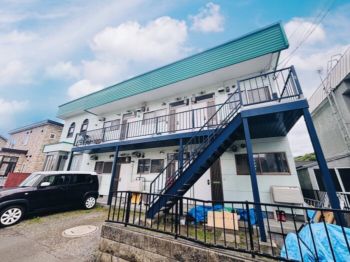 滝沢マンションの物件外観写真