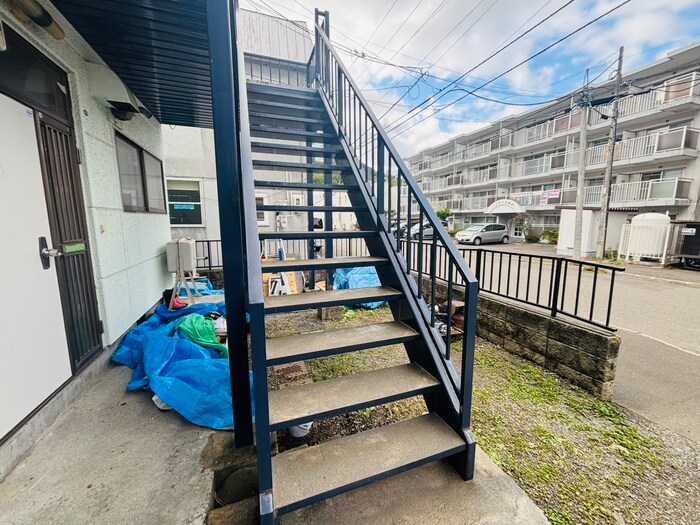 滝沢マンションの物件外観写真