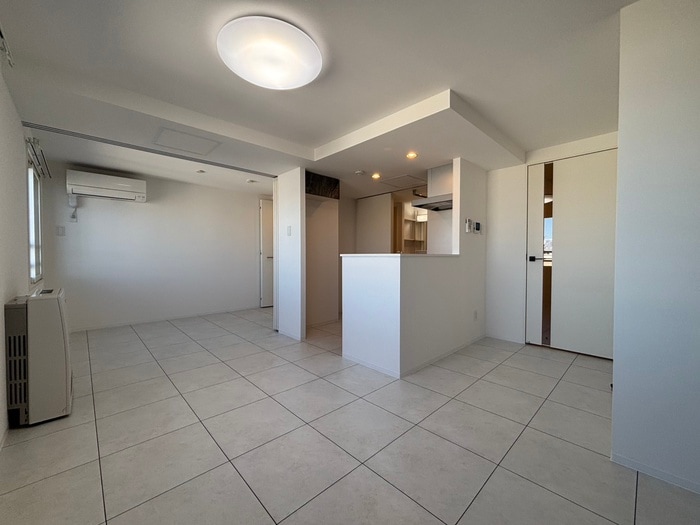 シティレジデンス福住の物件内観写真