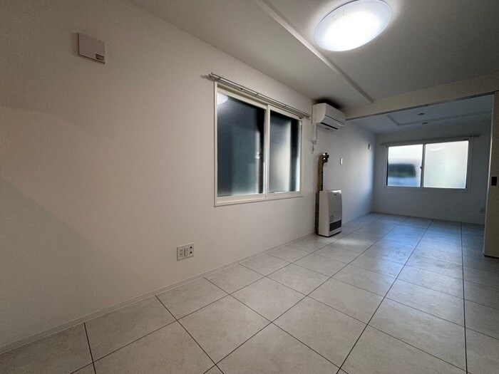 シティレジデンス福住の物件内観写真