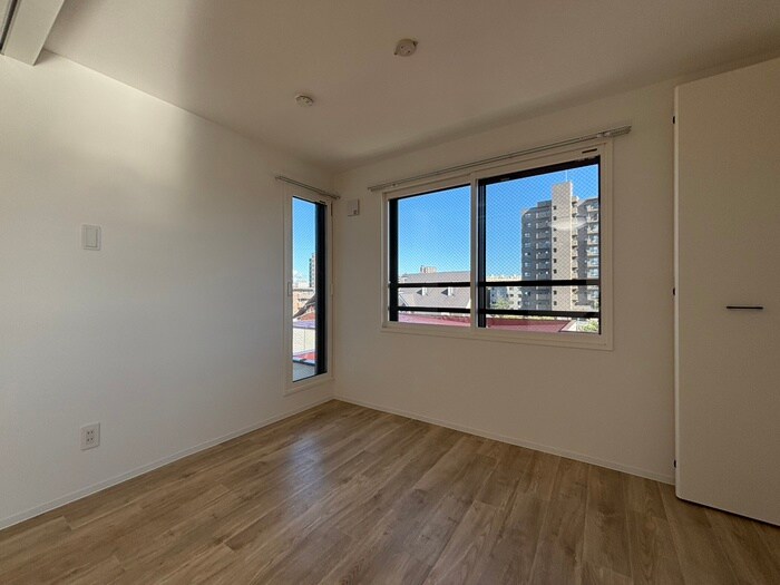 シティレジデンス福住の物件内観写真