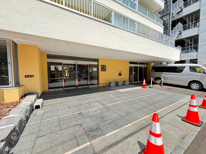 大通ハイムの物件外観写真