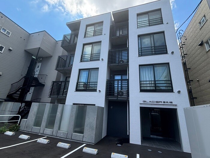 GLACIER東札幌の物件外観写真