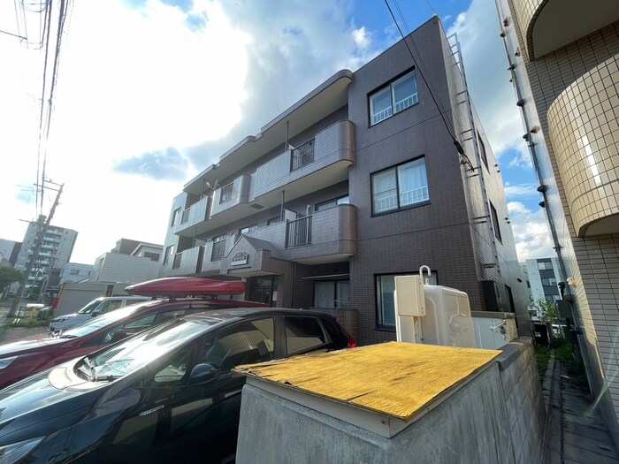 サウス１５の物件外観写真