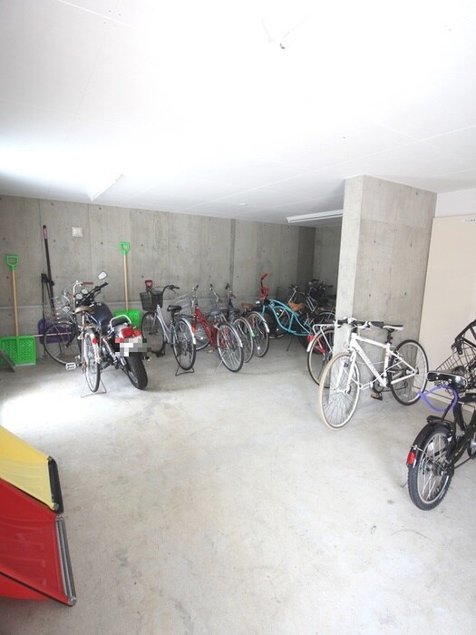 平岸アペリオの物件外観写真