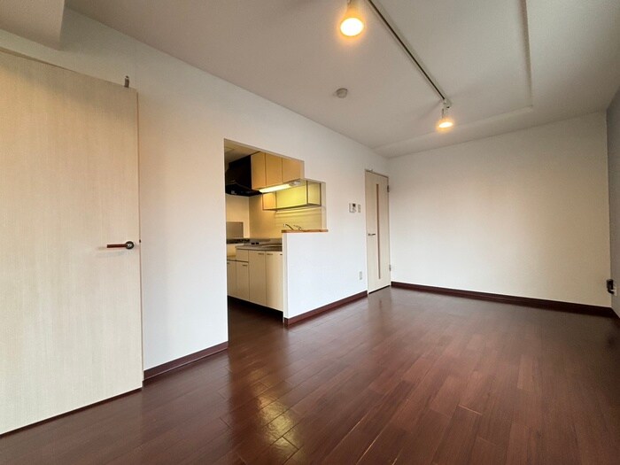 カレラ月寒中央の物件内観写真